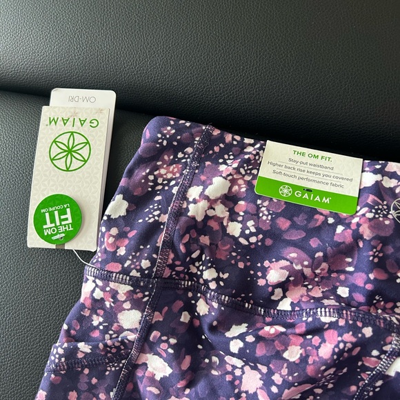 Women’s Gaiam workout legging size XS - Picture 4 of 6
